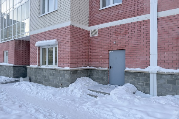 Фото: Сдам коммерческое помещение 90.4 м2, Анатолия Мехренцева ул, 1, Екатеринбург г test