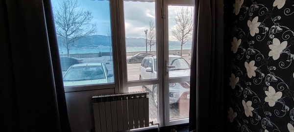 Фото: Коммерция на берегу моря! test