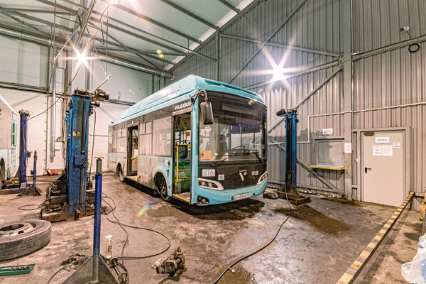 Фото: Автотранспортный комплекс (офисы, мойка, сервис, парковка) test