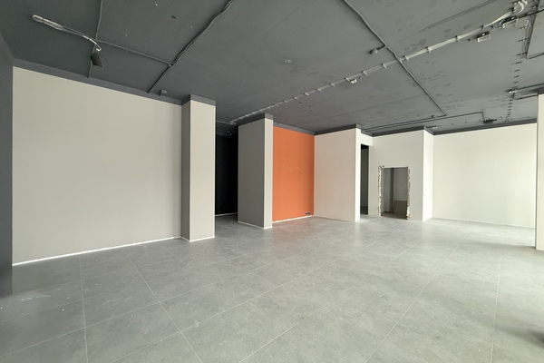 Фото: Сдам коммерческое помещение 188.8 м2, Большакова ул, 66, Екатеринбург г test