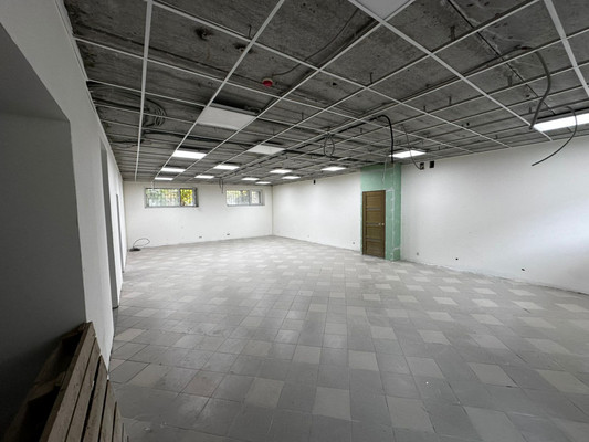 Фото: Аренда торговой площади, 160 м2 test