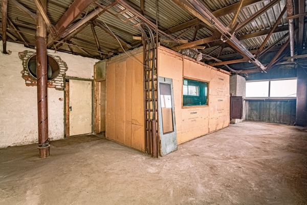 Фото: 3 помещения. Торговая площадь 80 кв.м. test