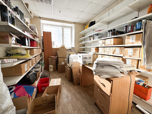 Фото: Сдам торговое помещение 69.9 м2, Отдельный пер, 7, Екатеринбург г test