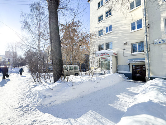 Фото: Сдам торговое помещение 69.9 м2, Отдельный пер, 7, Екатеринбург г test