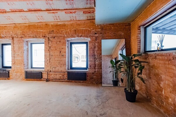 Фото: Продам коммерческое помещение 108 м2, Петровка ул, 19с7, Москва г test