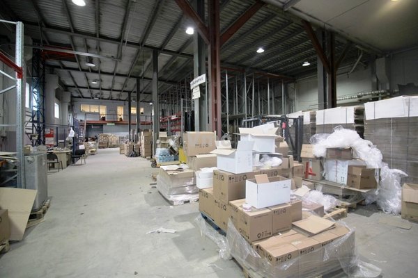 Фото: Тёплый склад/производство 1900 кв.м. | 300 кВт | 1 этаж | 7 м потолки | Лианозово test