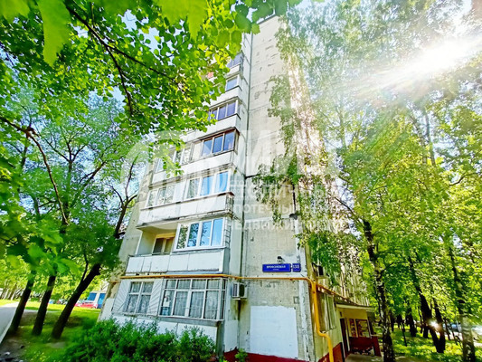 Продам трехкомнатную (3-комн.) квартиру, Профсоюзная ул, 130к1, Москва г