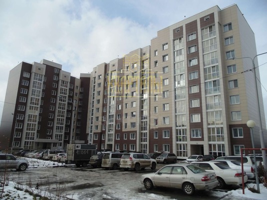 Продам трехкомнатную (3-комн.) квартиру, Больничная ул, 59, Южно-Сахалинск г