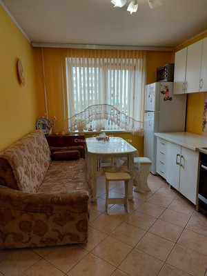 Продам двухкомнатную (2-комн.) квартиру, Белая дача мкр, 23, Котельники г