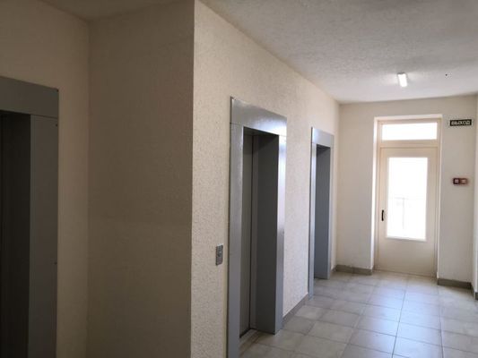 Продам двухкомнатную (2-комн.) квартиру, Домбайская ул, 55, Краснодар г
