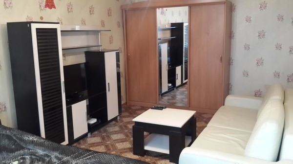 Сдам однокомнатную (1-комн.) квартиру, Устинова ул, 8, Далматово г