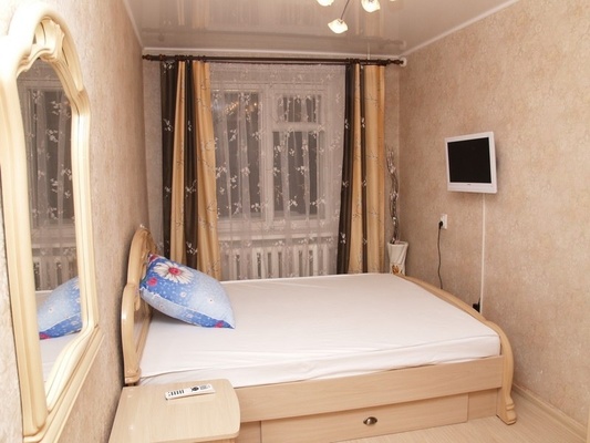 Сдам двухкомнатную (2-комн.) квартиру, Пушкинская ул, 121, Буденновск г