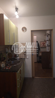 Продам трехкомнатную (3-комн.) квартиру, Святоозерская ул, 26, Москва г