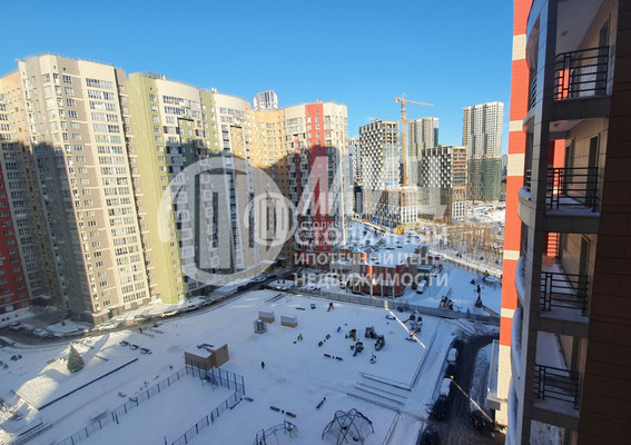 Продам трехкомнатную (3-комн.) квартиру, Лобачевского ул, 118к5, Москва г