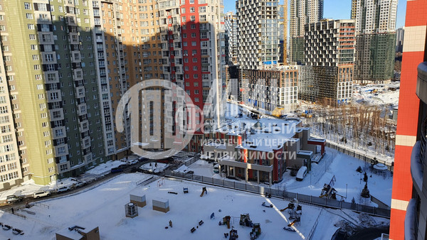 Продам трехкомнатную (3-комн.) квартиру, Лобачевского ул, 118к5, Москва г