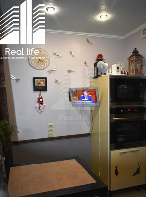 Продам трехкомнатную (3-комн.) квартиру, Школьная ул, 82, Видное г