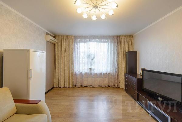 Продам трехкомнатную (3-комн.) квартиру, Жданова ул, 11, Ростов-на-Дону г