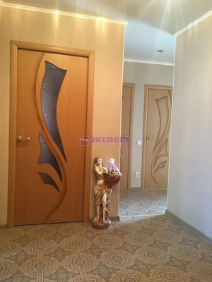 Продам трехкомнатную (3-комн.) квартиру, Комсомольская ул, 69, Ялуторовск г
