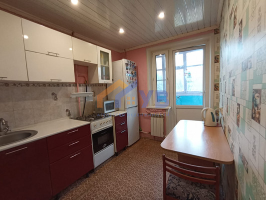 Продам двухкомнатную (2-комн.) квартиру, Д мкр, 2Д, Новомичуринск г