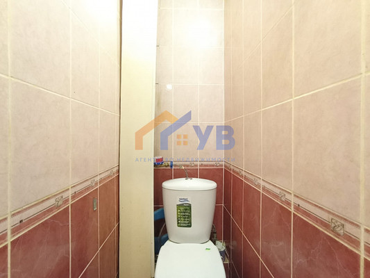 Продам двухкомнатную (2-комн.) квартиру, Д мкр, 2Д, Новомичуринск г