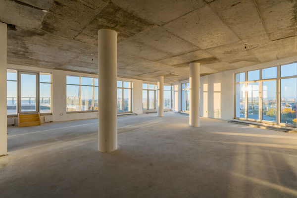 Продам многокомнатную квартиру, Ждановская ул, д. 45, Санкт-Петербург г
