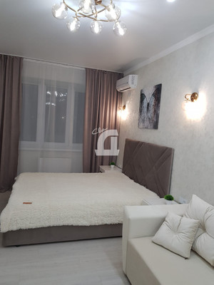 Продам однокомнатную (1-комн.) квартиру, им. Героя Сарабеева В.И. ул, 3к1, Краснодар г