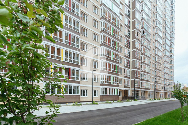 Продам двухкомнатную (2-комн.) квартиру, им. Героя Яцкова И.В. ул, 1к10, Краснодар г