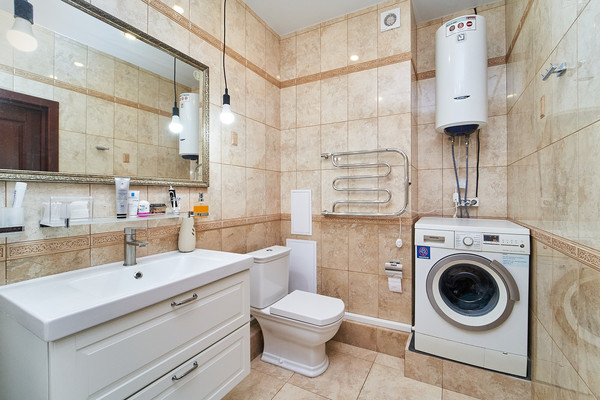 Продам трехкомнатную (3-комн.) квартиру, им. Володи Головатого ул, 174, Краснодар г