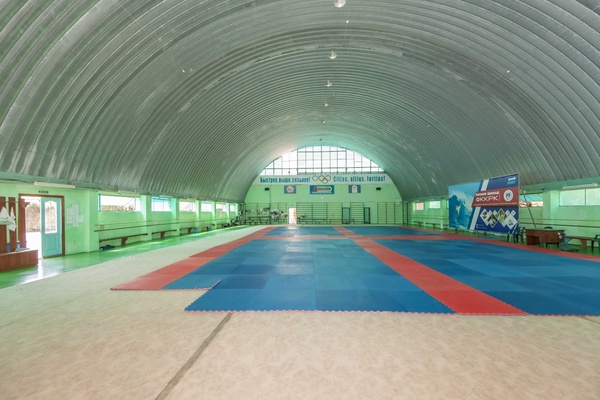 Продам коммерческое помещение 1 900 м2, Морская ул, 14, Николаевка пгт