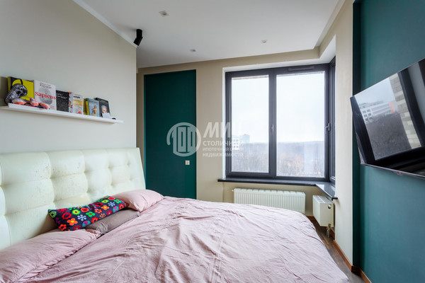 Продам двухкомнатную (2-комн.) квартиру, Энтузиастов ш, 86Ак1, Москва г