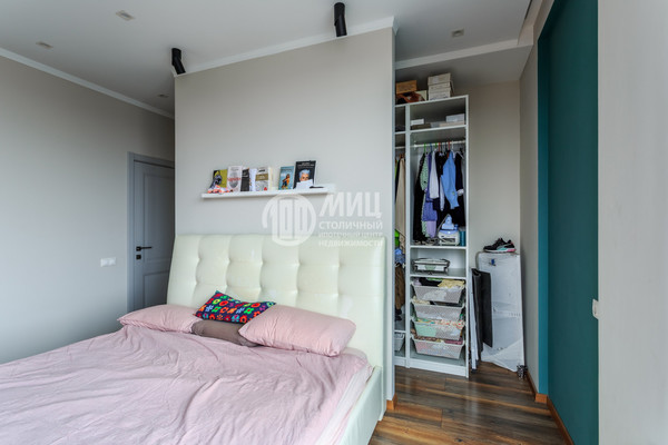 Продам двухкомнатную (2-комн.) квартиру, Энтузиастов ш, 86Ак1, Москва г