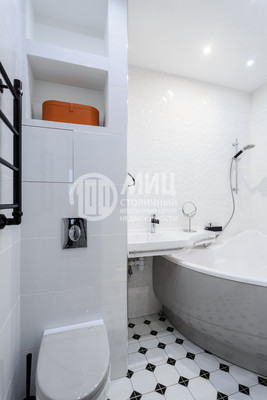 Продам двухкомнатную (2-комн.) квартиру, Энтузиастов ш, 86Ак1, Москва г