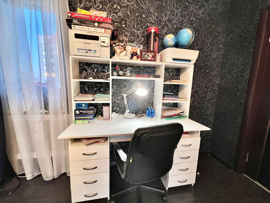 Продам трехкомнатную (3-комн.) квартиру, Витебский пр-кт, 61к5, Санкт-Петербург г
