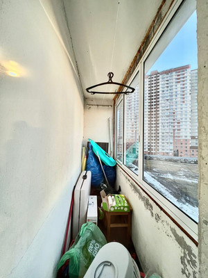 Продам трехкомнатную (3-комн.) квартиру, Витебский пр-кт, 61к5, Санкт-Петербург г
