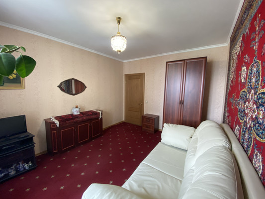 Продам многокомнатную квартиру, Островитянова ул, 9к2, Москва г