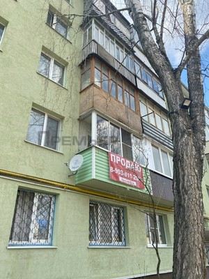 Продам трехкомнатную (3-комн.) квартиру, Суворова ул, 11, Калуга г