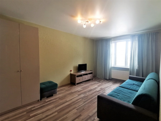 Продам трехкомнатную (3-комн.) квартиру, Курыжова (Южный мкр.) ул, 15к1, Домодедово г