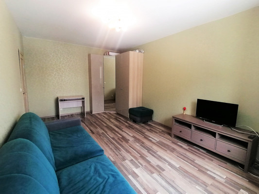 Продам трехкомнатную (3-комн.) квартиру, Курыжова (Южный мкр.) ул, 15к1, Домодедово г