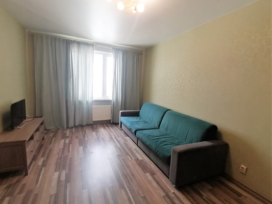 Продам трехкомнатную (3-комн.) квартиру, Курыжова (Южный мкр.) ул, 15к1, Домодедово г