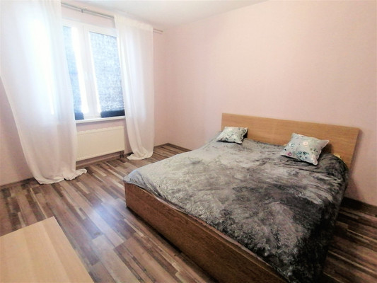 Продам трехкомнатную (3-комн.) квартиру, Курыжова (Южный мкр.) ул, 15к1, Домодедово г