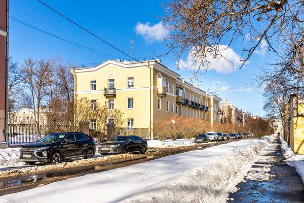 Продам комнату в 20-комн. квартире, Пугачёва ул, 4, Санкт-Петербург г
