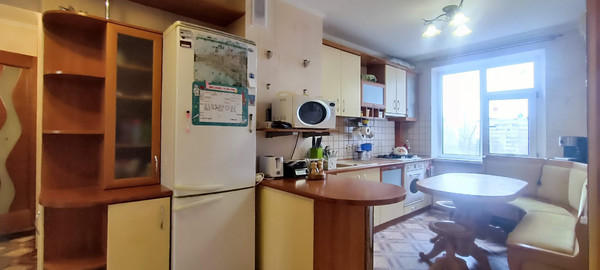 Продам трехкомнатную (3-комн.) квартиру, им. Тюляева ул, 1, Краснодар г