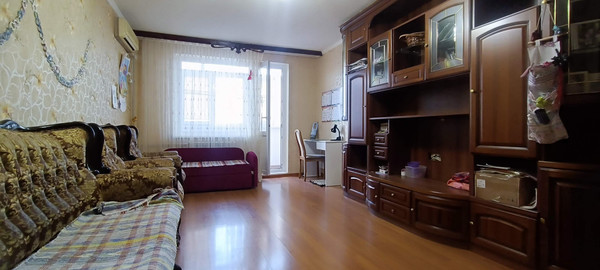 Продам трехкомнатную (3-комн.) квартиру, им. Тюляева ул, 1, Краснодар г