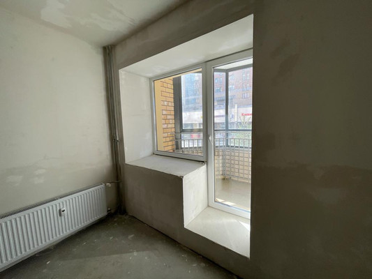 Продам трехкомнатную (3-комн.) квартиру, Зур Урам ул, 1кк4, Казань г
