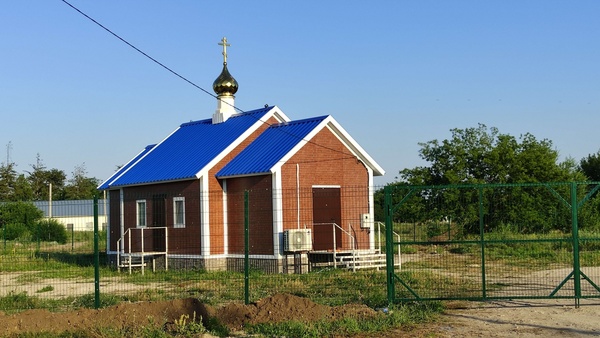 Погода крым на 10 дней пятихатка. Село Пятихатка Красногвардейский район. Село Пятихатка Крым. Село Пятихатка Красногвардейского района Республика Крым. Спорткомплекс Красногвардейский район село Пятихатка.