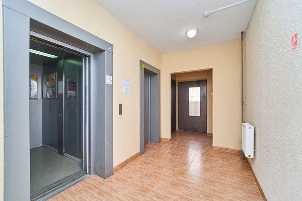 Продам однокомнатную (1-комн.) квартиру, им. Героя Яцкова И.В. ул, 10, Краснодар г