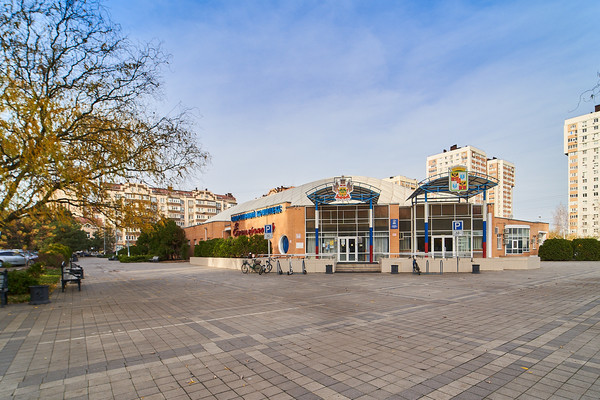 Продам однокомнатную (1-комн.) квартиру, им. Героя Яцкова И.В. ул, 10, Краснодар г
