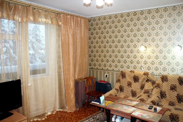 Продам двухкомнатную (2-комн.) квартиру, Ленина ул, 28, Костомукша г