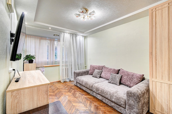 Продам однокомнатную (1-комн.) квартиру, Красноармейская (Центральный р-н) ул, 38, Сочи г