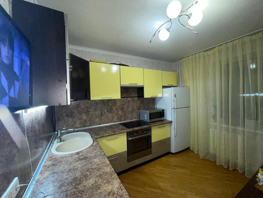 Продам двухкомнатную (2-комн.) квартиру, им. Калинина ул, 13к58, Краснодар г